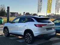 Neu Renault Austral Techno 148 PS (108 kW) 2025 Weiß (perlmuttweiß metallic& black pearlschw) SUV