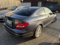 Gebraucht Mercedes C220 170 PS (125 kW) 2012 Grau Coupé