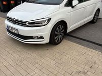 Gebraucht VW Touran Highline 150 PS (110 kW) 2016 Weiß Van / Kleinbus