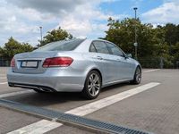 Gebraucht Mercedes E400 Avantgarde 333 PS (244 kW) 2013 Silber Limousine