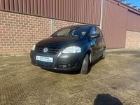 Gebraucht VW Fox Basis 54 PS (39 kW) 2010 Schwarz Kleinwagen