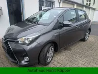 Gebraucht Toyota Yaris Edition-S 75 PS (55 kW) 2016 Grau Limousine