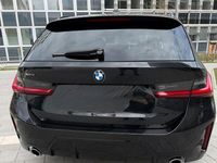 Gebraucht BMW 320 M Sport 190 PS (139 kW) 2024 Schwarz Kombi