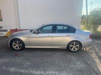 Gebraucht BMW 320 150 PS (110 kW) 2005 Silber Limousine