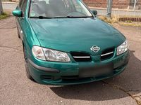 Gebraucht Nissan Almera 90 PS (66 kW) 2001 Grün Kleinwagen