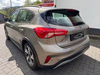 Usata Ford Focus Active 125 CV (91 kW) 2019 Argento Berlina