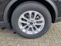 Gebraucht Ford Kuga Titanium 120 PS (88 kW) 2023 Schwarz SUV