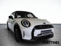 Gebraucht Mini Cooper Classic 136 PS (100 kW) 2023 Weiss Kleinwagen