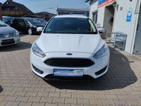 Gebraucht Ford Focus Trend 105 PS (77 kW) 2018 Weiß Kombi