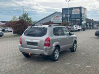 gebraucht Hyundai Tucson 2.7 GLS/ AUTOMATIK/SHZ/KLIMA/4WD/LEDER