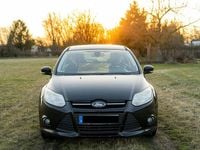 Gebraucht Ford Focus Trend 116 PS (85 kW) 2011 Schwarz Limousine