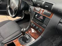 Gebraucht Mercedes C200 Classic 122 PS (89 kW) 2006 Schwarz Limousine