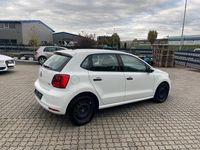 Gebraucht VW Polo 75 PS (55 kW) 2015 Weiß Limousine