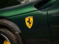 Gebraucht Ferrari Purosangue 725 PS (533 kW) 2025 Grün SUV