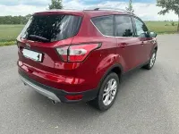 Gebraucht Ford Kuga Titanium 150 PS (110 kW) 2019 Rot SUV