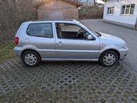 Gebraucht VW Polo 60 PS (44 kW) 2001 Silber Kleinwagen