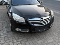 Gebraucht Opel Insignia 131 PS (96 kW) 2013 Schwarz Limousine