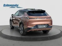 Neu Lynk & Co 08 349 PS (256 kW) 2026 Grün SUV