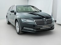 Gebraucht Skoda Superb Style 150 PS (110 kW) 2022 Blackmagic perleffekt Kombi