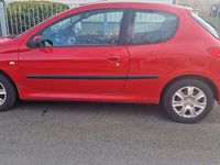 Gebraucht Peugeot 206 60 PS (44 kW) 2010 Rot Limousine