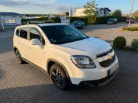 Gebraucht Chevrolet Orlando 141 PS (103 kW) 2011 Weiß Van / Kleinbus
