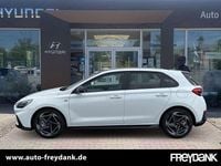 Gebraucht Hyundai i30 140 PS (102 kW) 2025 Atlas white Limousine