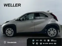 Gebraucht Toyota Aygo Play 72 PS (52 kW) 2022 Silver (silber) Kleinwagen