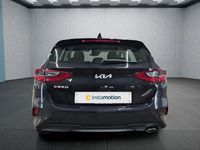 Neu Kia Ceed 101 PS (74 kW) 2025 Schwarz Kleinwagen