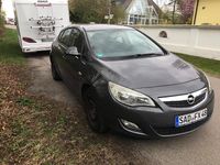Gebraucht Opel Astra 85 PS (62 kW) 2010 Grau Limousine