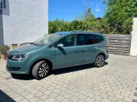 Gebraucht VW Sharan Active 150 PS (110 kW) 2022 Blau Van / Kleinbus