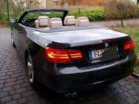 Gebraucht BMW 325 Cabriolet 218 PS (160 kW) 2012 Schwarz Cabrio