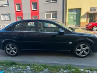 Usata Opel Vectra 105 CV (77 kW) 2006 Nero Berlina