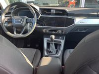 Gebraucht Audi Q3 Advanced 150 PS (110 kW) 2023 Pulsorange (metallic) SUV