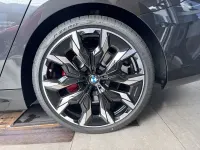 Gebraucht BMW 540 M Sport 303 PS (222 kW) 2026 Grau Kombi