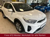 Gebraucht Kia Stonic Vision 101 PS (74 kW) 2023 Weiß SUV