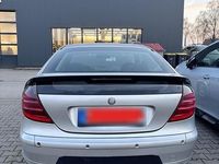 Gebraucht Mercedes C220 143 PS (105 kW) 2003 Silber Coupé