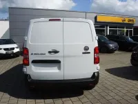 Gebraucht Fiat e-Scudo 100 kW (136 PS) 2023 Weiss Van / Kleinbus