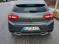 Gebraucht Citroën DS5 Chic 181 PS (133 kW) 2015 Grau Kleinwagen
