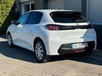 Gebraucht Peugeot 208 Active 102 PS (75 kW) 2022 Weiß Kleinwagen