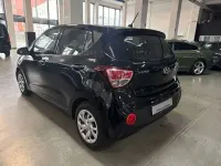 Gebraucht Hyundai i10 Classic 67 PS (49 kW) 2018 Schwarz Kleinwagen