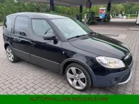 Gebraucht Skoda Roomster Scout 105 PS (77 kW) 2014 Schwarz Kombi