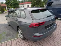 Gebraucht VW Golf VIII Life 131 PS (96 kW) 2024 Dolphin gray metallic Kombi