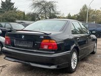 Gebraucht BMW 523 170 PS (125 kW) 2000 Schwarz Limousine