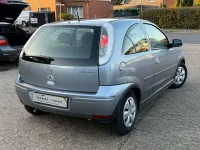 Gebraucht Opel Corsa Edition 80 PS (58 kW) 2006 Lichtsilber m2 Kleinwagen