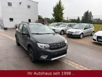 Gebraucht Dacia Sandero Celebration 90 PS (66 kW) 2018 Grau Limousine