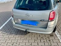Gebraucht Opel Astra 101 PS (74 kW) 2005 Grau Kombi