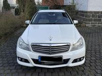 Gebraucht Mercedes C200 136 PS (100 kW) 2011 Weiß Kombi