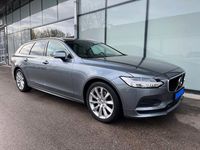 Gebraucht Volvo V90 Momentum 190 PS (139 kW) 2021 Grau Kombi