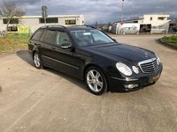 Gebraucht Mercedes E200 Avantgarde 184 PS (135 kW) 2008 Schwarz Limousine