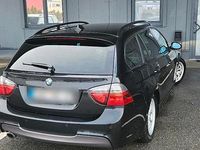 Gebraucht BMW 320 177 PS (130 kW) 2008 Schwarz Kombi